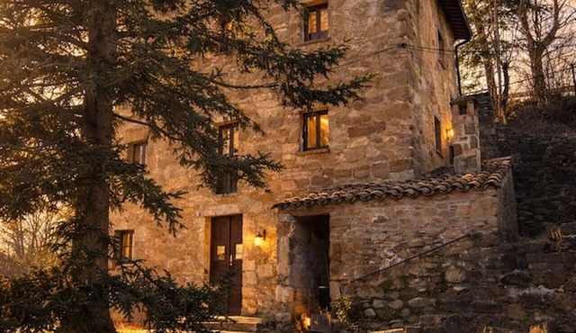 Cal Mestrico casa rural by CalQueROL