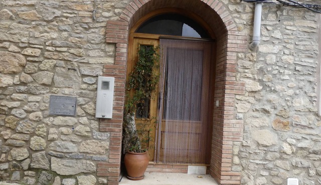 Cal Pedrellar, Casa en Pueblo de Montaña en la Costa Dorada