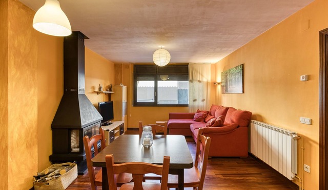 Cal Tatanet Holiday Apartment