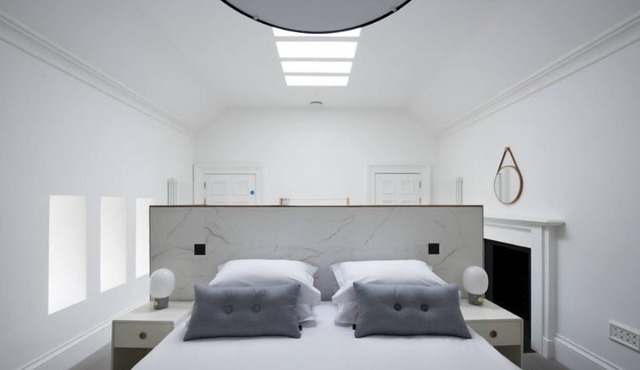 Calanais (Standard Bedroom) - a lews castle that sleeps 2 guests in 1 bedroom