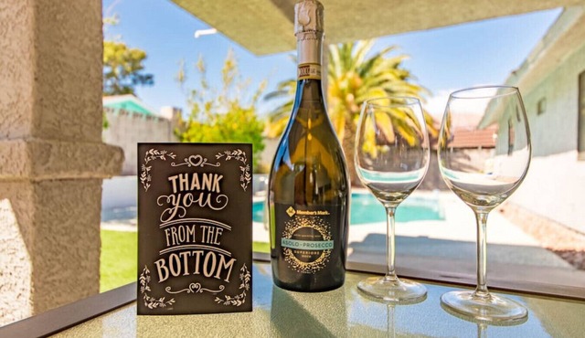 Calcutta · Relax in Style! Pool, Vegas games, RV Parking