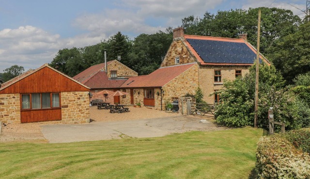 CALF HOUSE, family friendly, with a garden in Thirsk