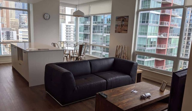Calgary 2 Bedrooms Apartment