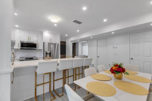 Calgary Downtown Guest House