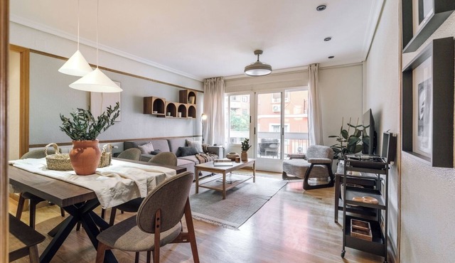 Calia - 3 bedrooms and balcony in Prosperidad