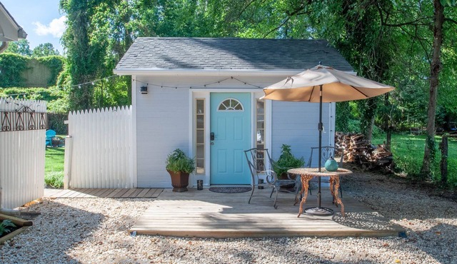Calico Cottage Guest House
