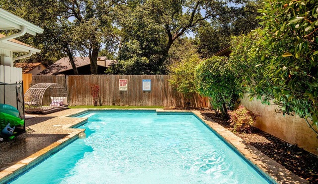 California Bungalow Retreat w/Private Heated Pool