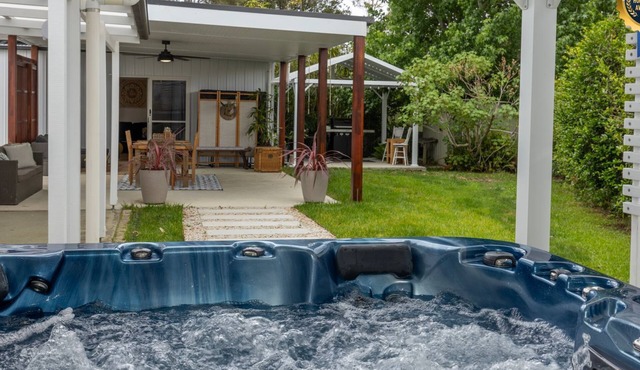 Callala Bay Gem - Jervis Bay - Pet Friendly Getaway with Spa