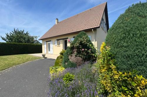 Calm house near Caen plains and beaches