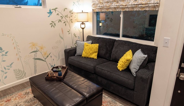 Calm Ocean Escape at Hummingbird Cottage! Pet-Friendly!