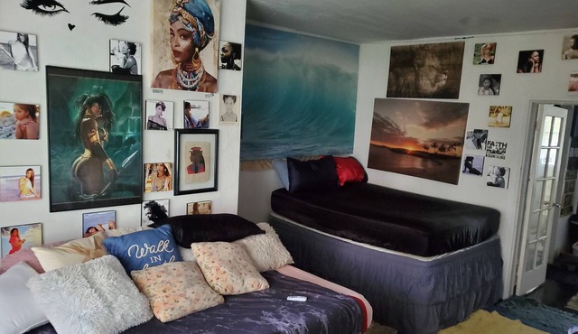 Calm Relaxation Haven in SOUTH BEACH MIAMI that is also 420 Friendly.