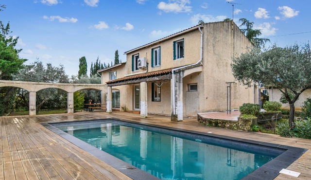 Calm villa with pool nearby Montpellier - Welkeys