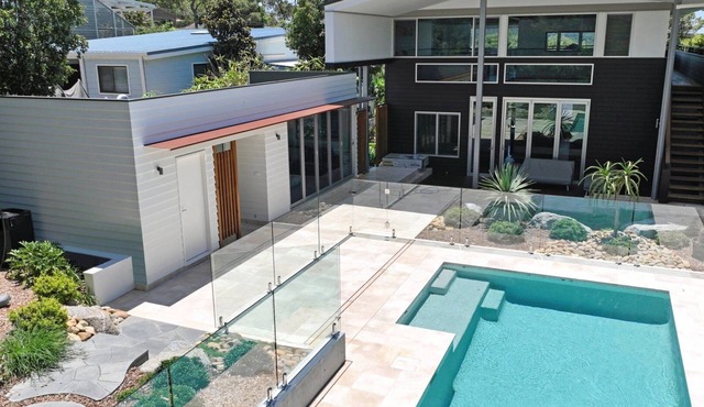 Calma By The Sea - Family Retreat with Pool