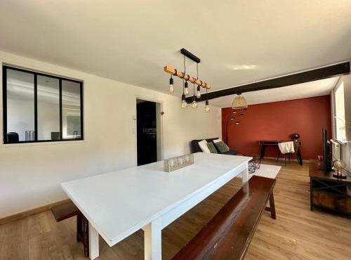 Calme à la campagne, confort de la ville !