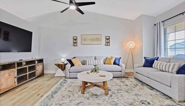 Calming 3 bedroom home with designer details in Na