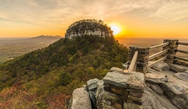 Calming Yadkin Valley Escape