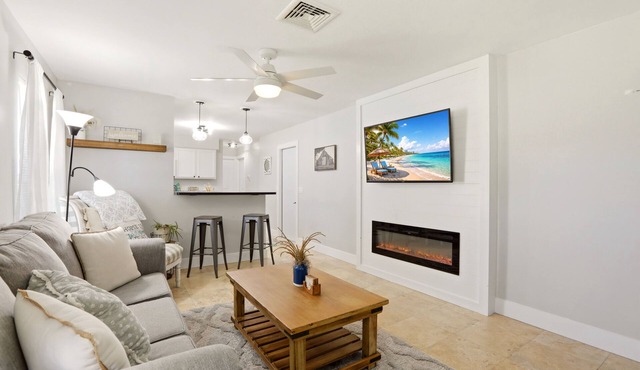 Caloosahatchee Hideaway II, Waterfront Stay Kayaks, Bikes, Guest Favorite