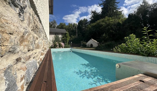 Calouze - GIJOUNET - Gîte