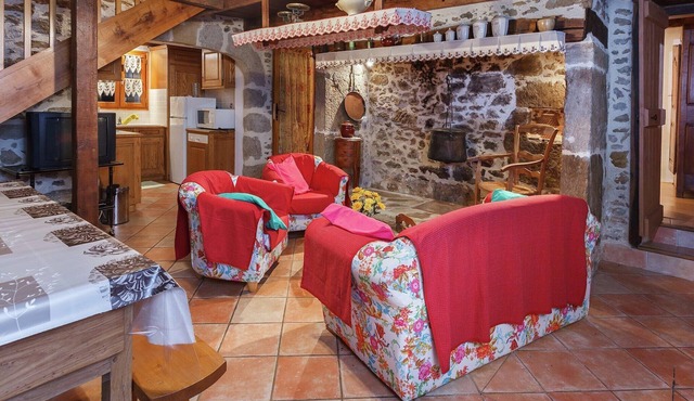 Calvinet Retreat for Six Guests