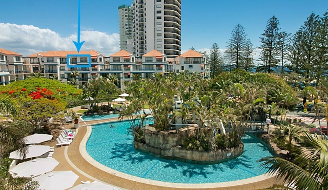 Calypso Plaza Resort Unit 417 Two bedroom unit in resort style complex central Coolangatta