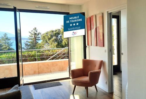 Camélia Plein Soleil Bord de Plage