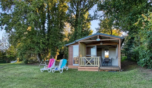 Camping Brin d'Amour * - Chalet MOREA (2014), 2 bedrooms 5 people