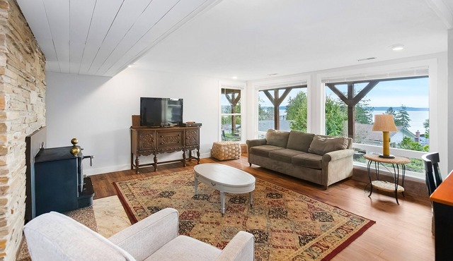 Camano Island Hideaway