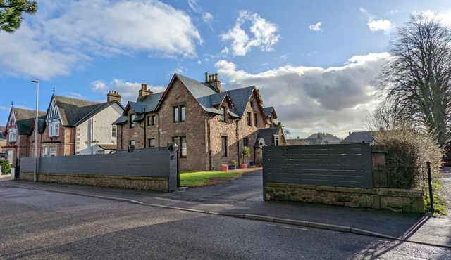 Cambeth Lodge Guesthouse