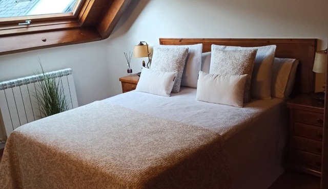 CAMBRA APARTAMENT, Dúplex acogedor en el coraón de El Pont de Suert