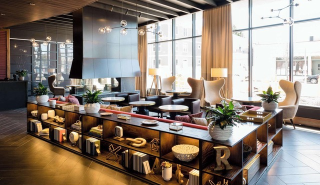 Cambria Hotel Boston Somerville