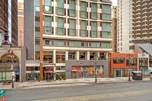 Cambria Hotel Philadelphia Downtown - Center City