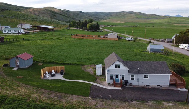 Cambria's Country Cottage - the perfect getaway