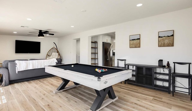 Camelback East - 3 bed + 2 bath home