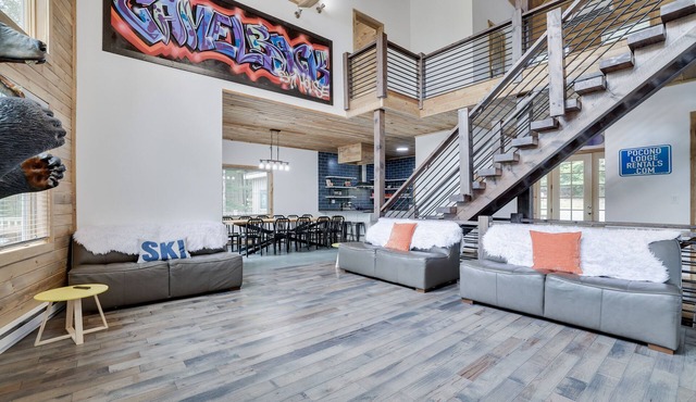 Camelback Ski House at camelback POCONOS jacuzzi and Sauna new pool