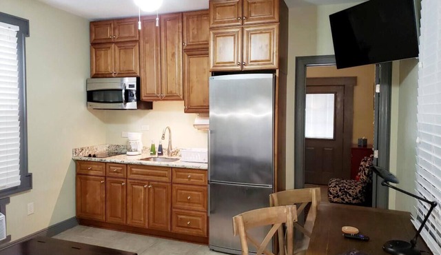 Camellia 1 bdrm Patio apt. at Crescent Moon Villas