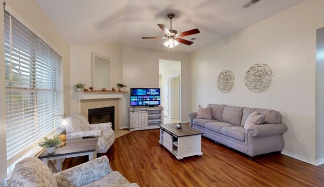 Camellia House 3BR by Wolf Pen & A&M