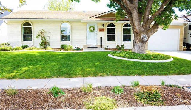 Camelot Cottage - Private Home