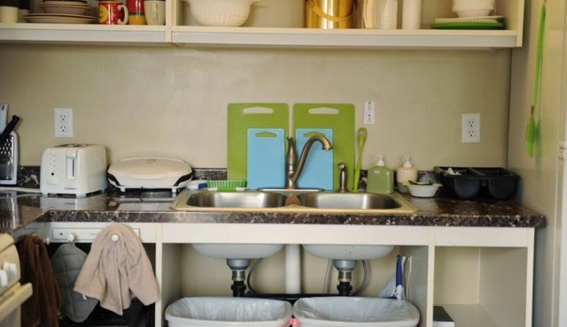 Camelot Inn at Honeyville