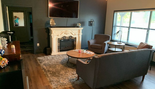 Camino Cielo 1-bedroom Studio/Parking