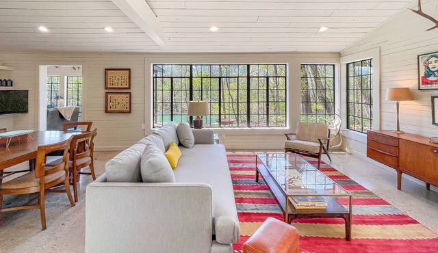 Camp Chinkapin ~ total privacy w/dock