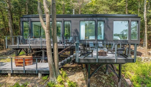 Camp Double Oak Modern Lakeside Retreatn