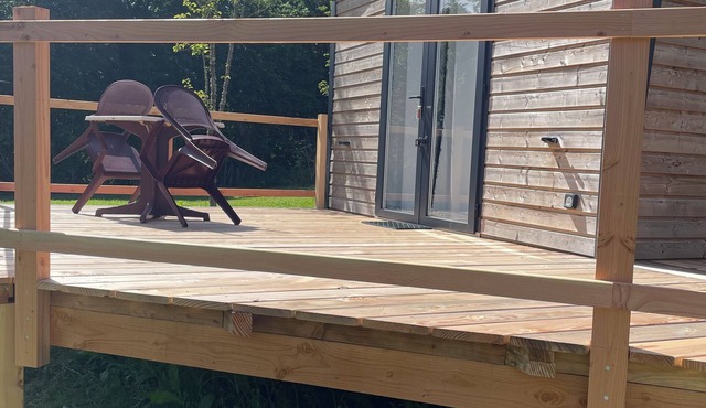 camp'hôtel 1 bedroom/1 bathroom/kitchen living room large terrace overlooking nature!