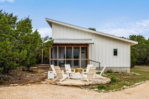 Camp Jackalope - Outdoor Trails - Fire Pit - Views