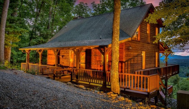 Camp Ollie - Mountain View | Hot Tub | Firepit