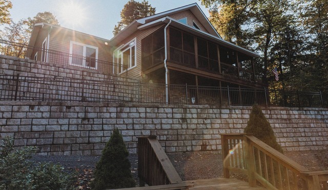 Camp Scratch Off - 2 Bedroom Home on Sylvia Lake, NY