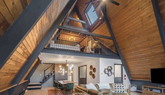 Camp S’mores- Modern A-Frame with Pool