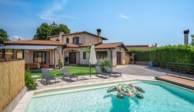 Campanero by Interhome