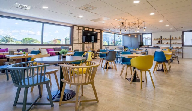 CAMPANILE MARSEILLE EST - Aubagne