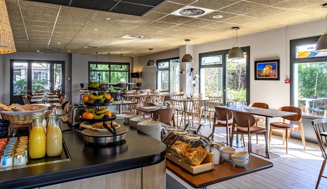 Campanile PRIME - Nîmes Centre