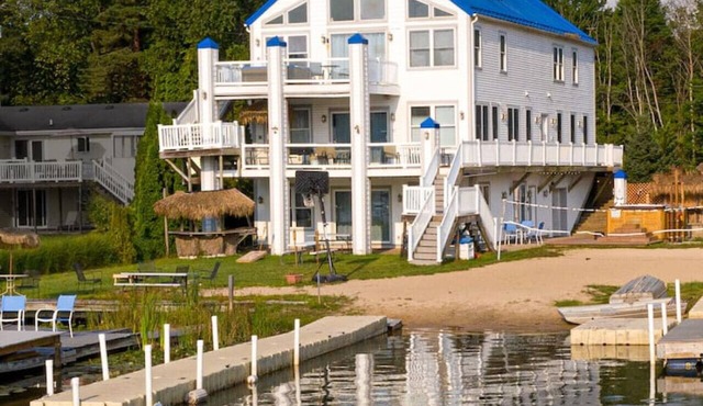 Campau Lake Escape | One-Level | Peaceful Stay